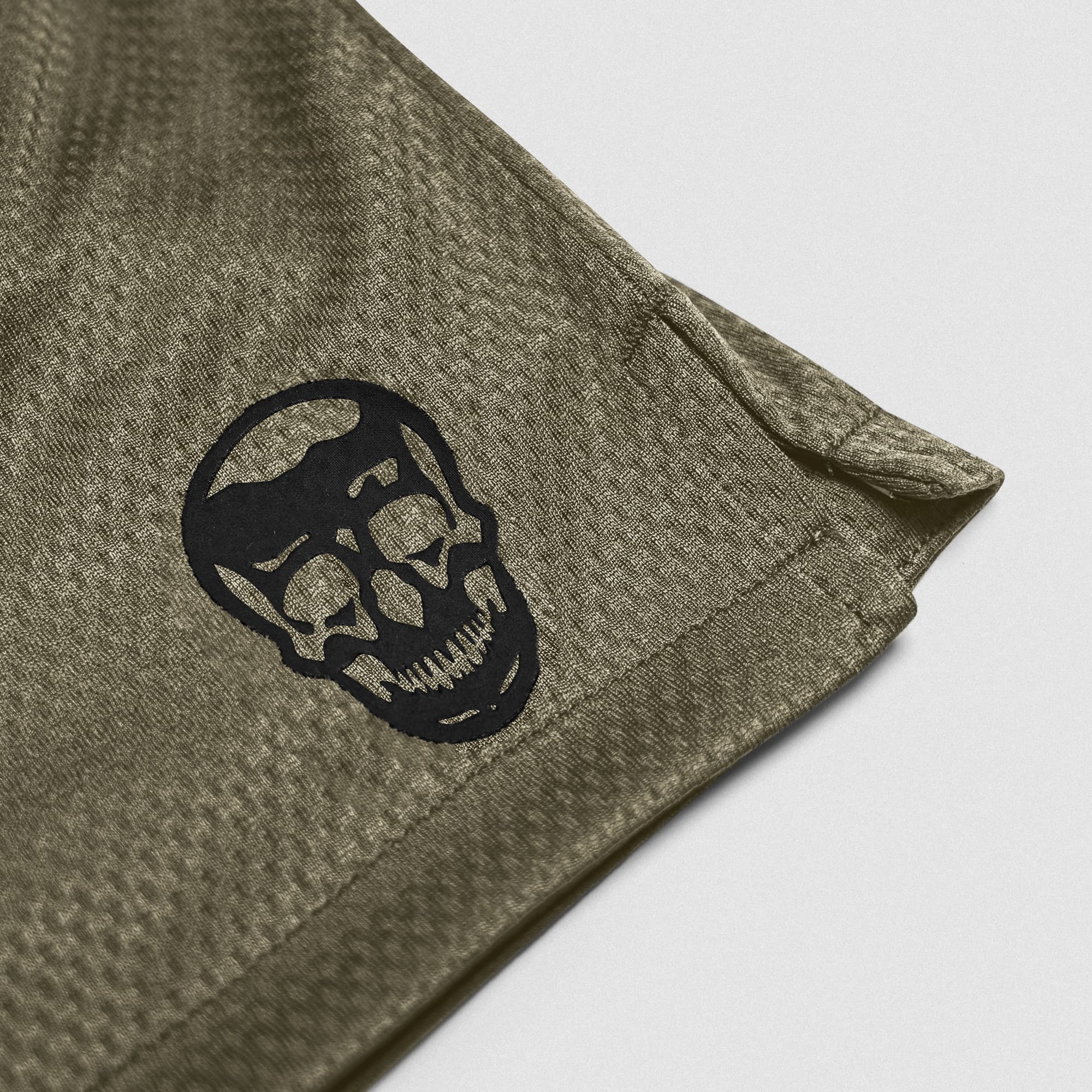 Core Skull Mesh Training Shorts - Khaki Green