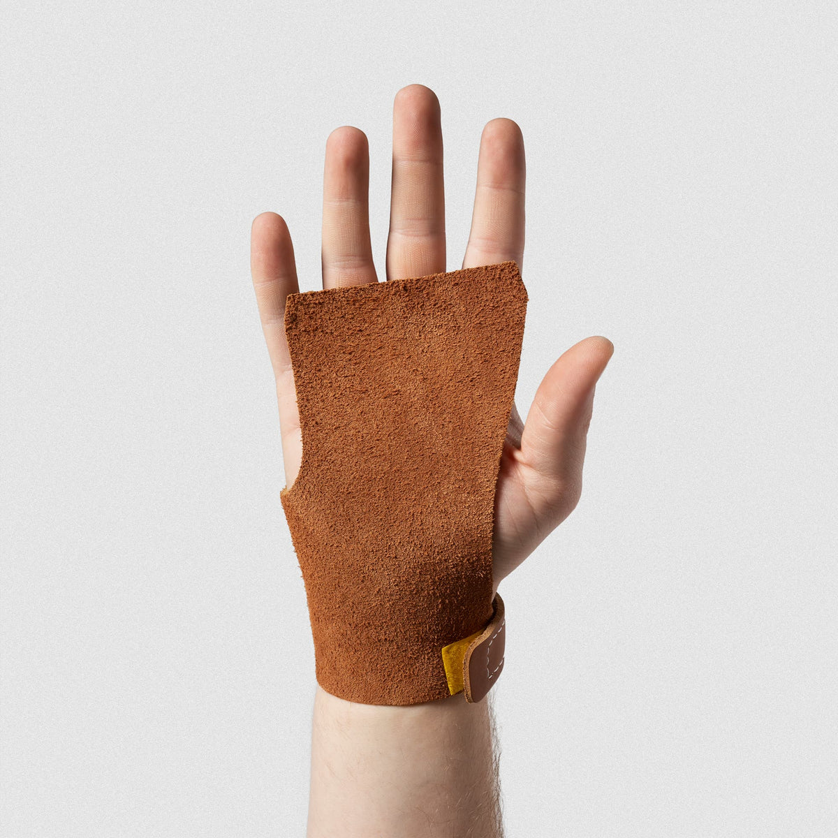 Men's Classic Freedom Leather - Tan - On Hand Palm Forward