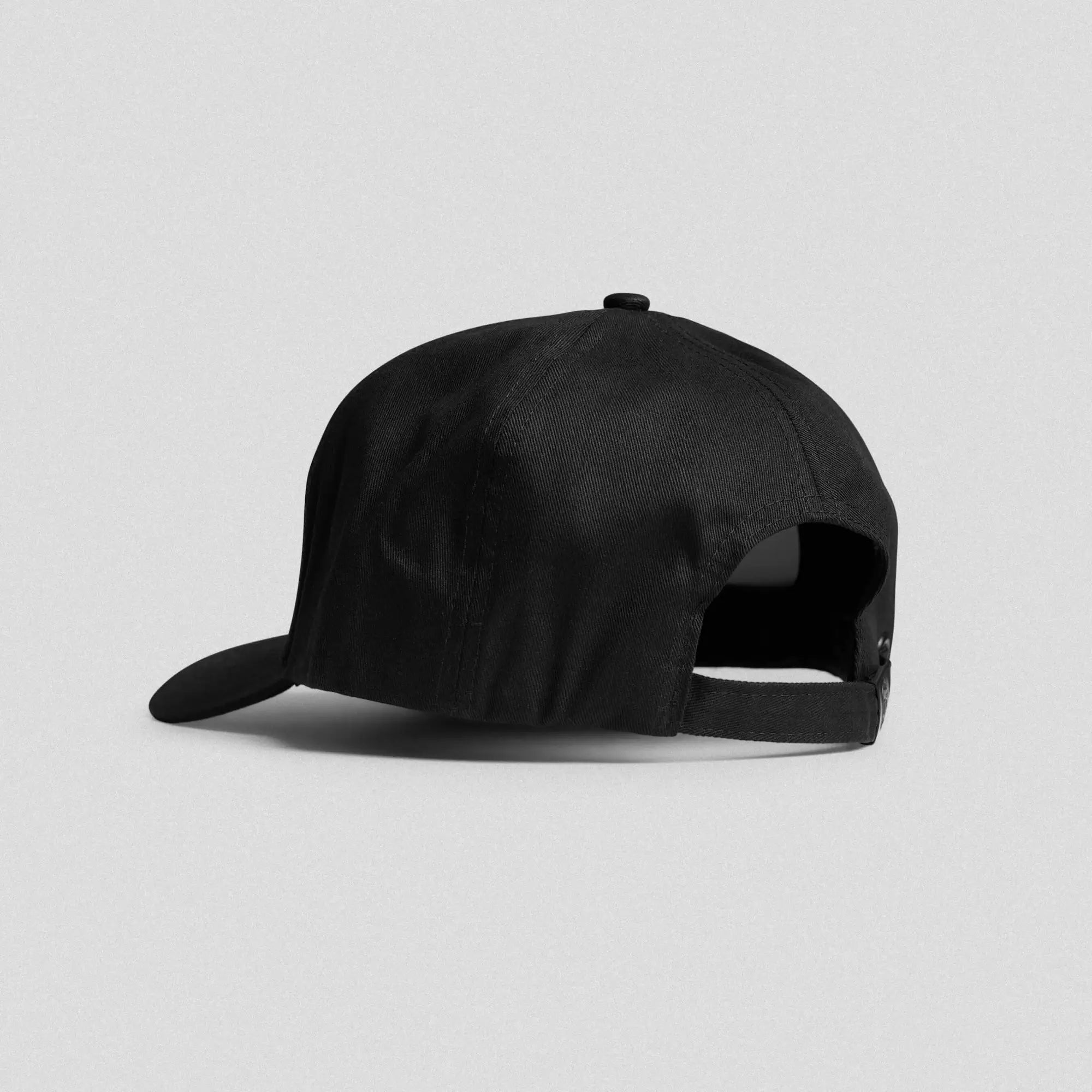 5 panel initial black white back