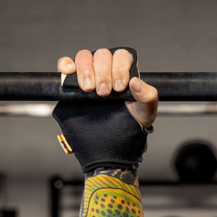 V Series Men's Apex 3FC