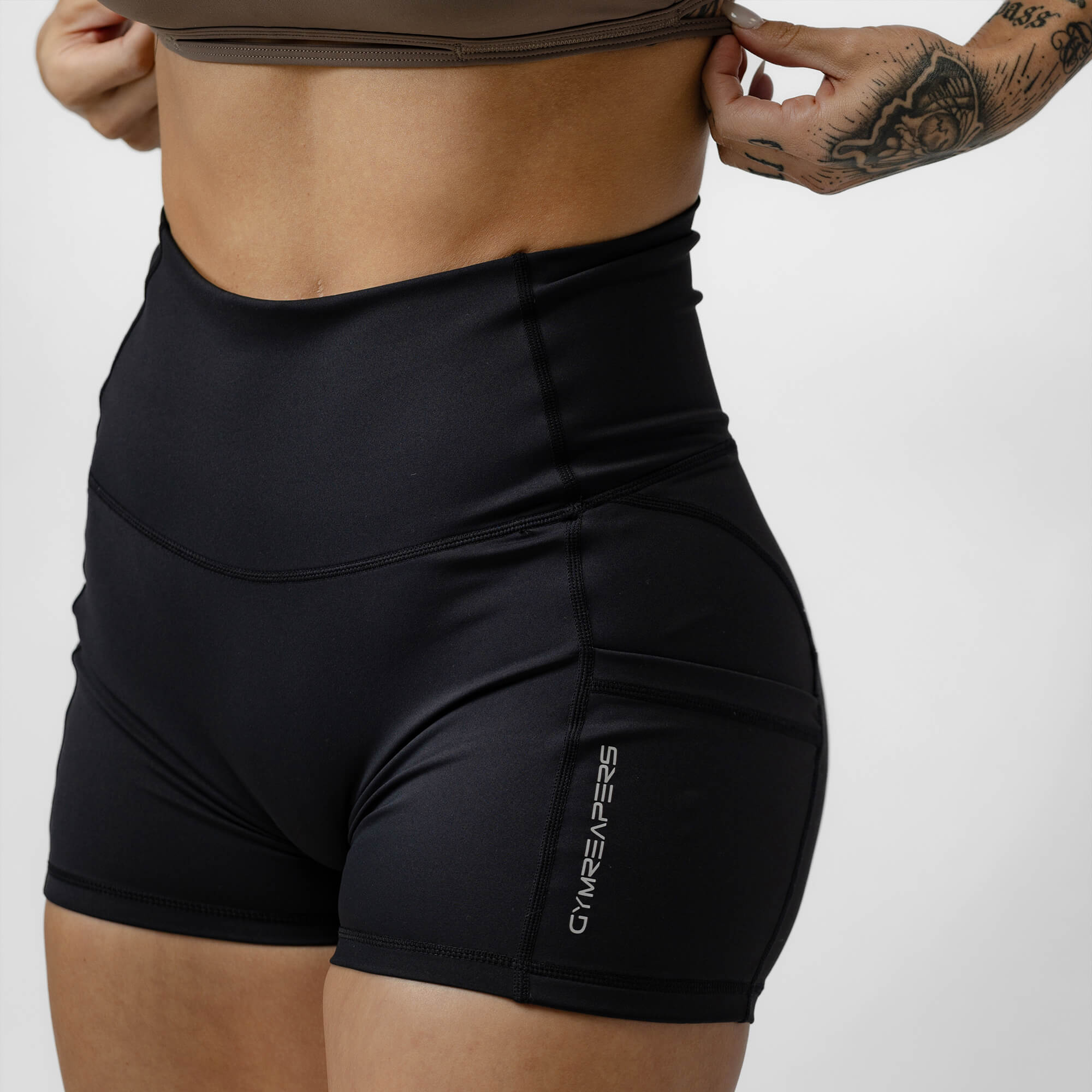 victory shorts black front close up