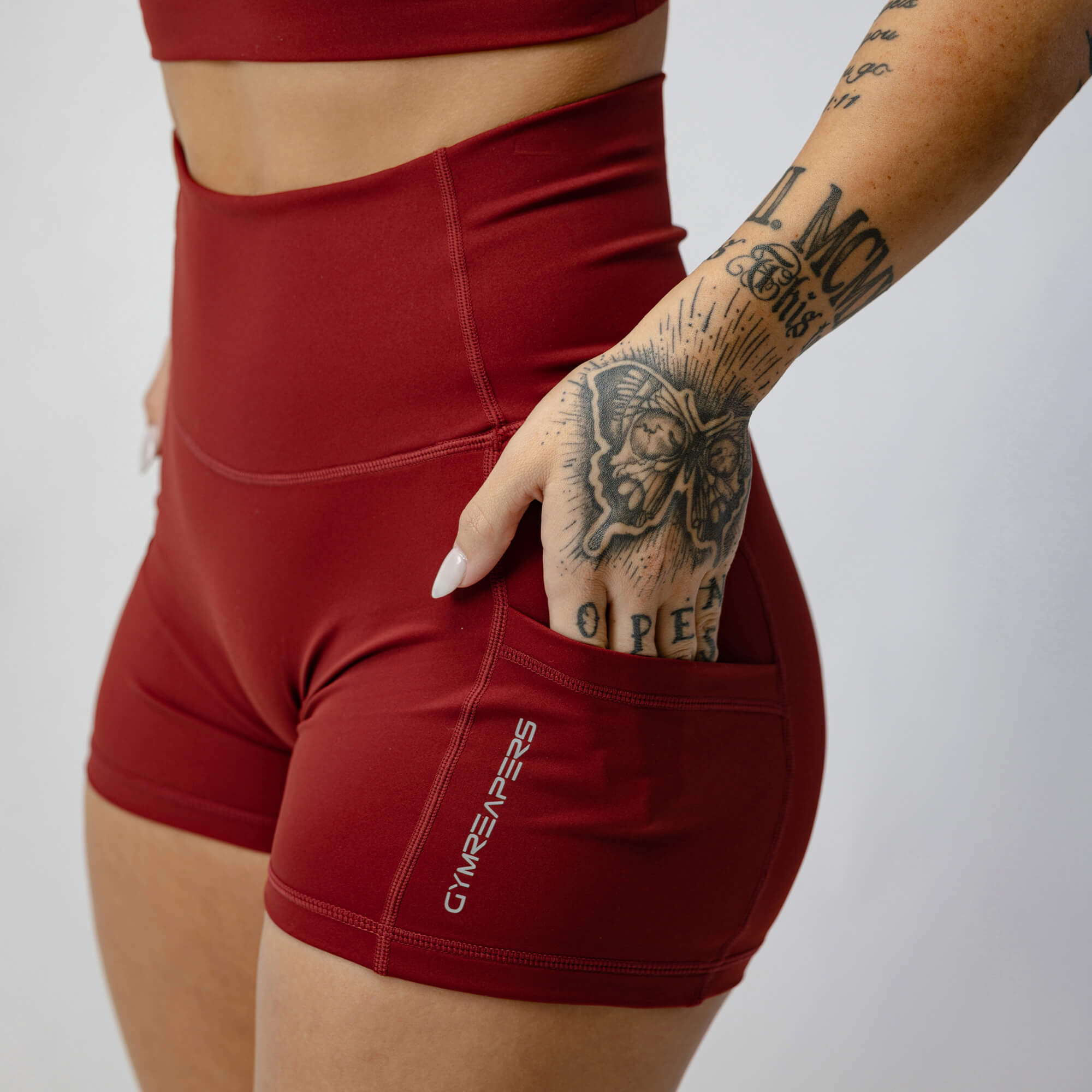 victory shorts ember red side pocket detail